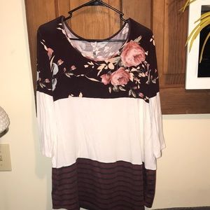 Three segment long sleeve blouse